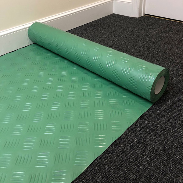 Zip Up Greengard Fr Rolled On Floor 600x600